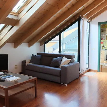 Apartamento Rooftop Loft Beatrice With Terrace - Moscova *